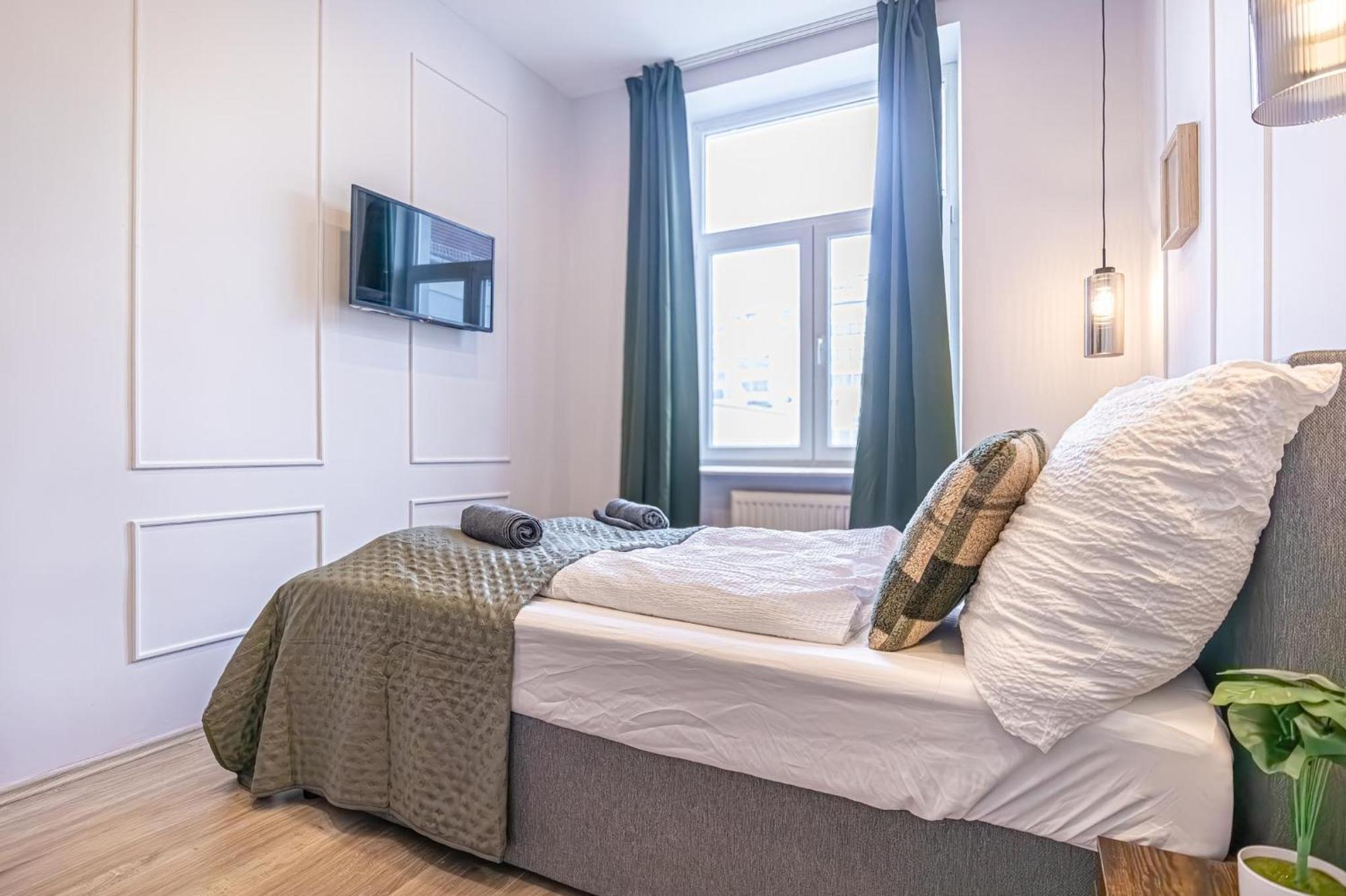 Bright And Modern In Meidling District Appartamento *